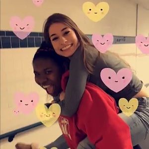 Meet your Posher, Brooke